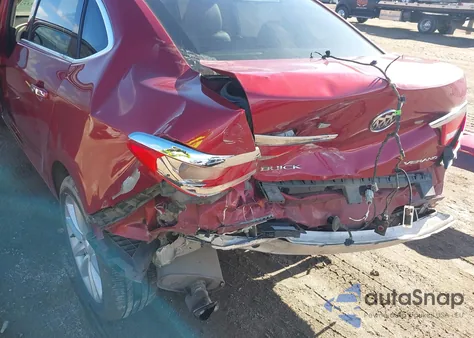 2014 Buick Verano Convenience Group z USA, uszkodzony, nr VIN 1G4PR5SK4E4130987